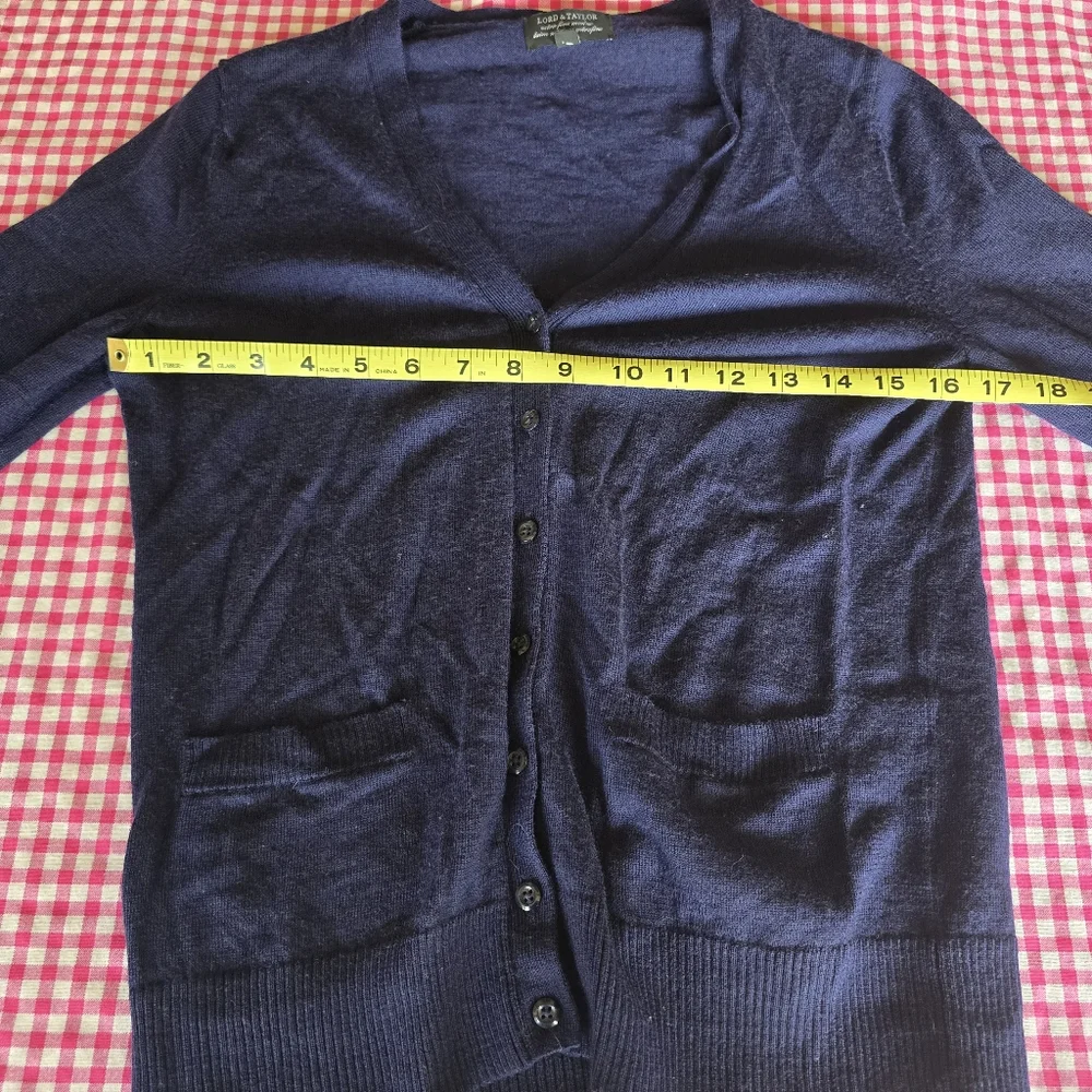 Lord & Taylor Sweater Sz Pm - Picture 3 of 6